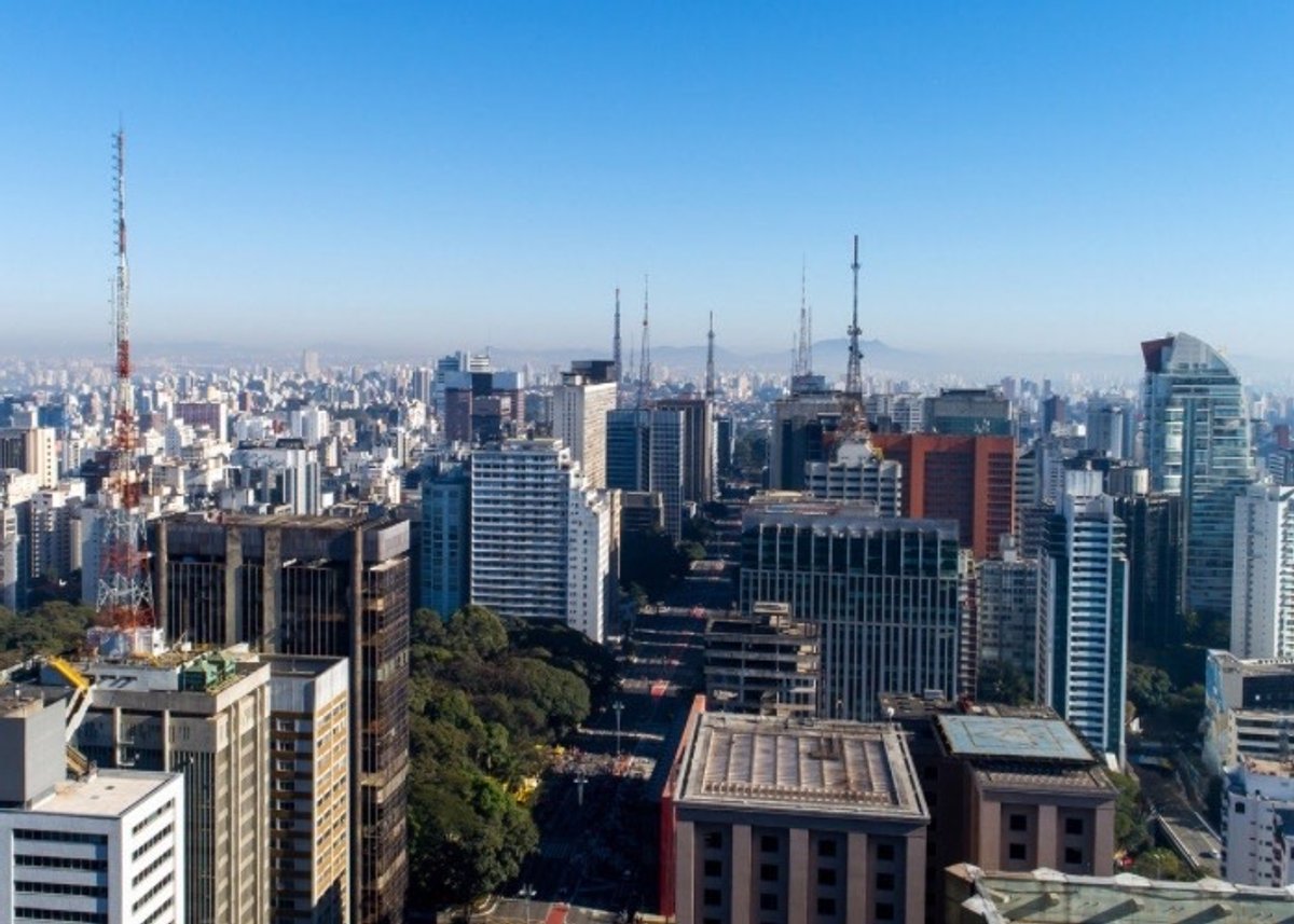 Panorama: São Paulo mantém expressiva marca de 19 FMs com mais de 1 milhão de ouvintes únicos em cada estação