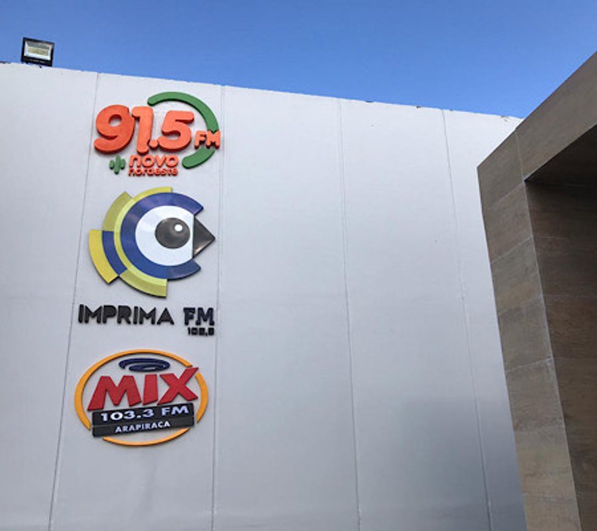 Rádio Mix FM estreia hoje afiliada em Alagoas. Rede atinge a marca de 34 estações pelo país