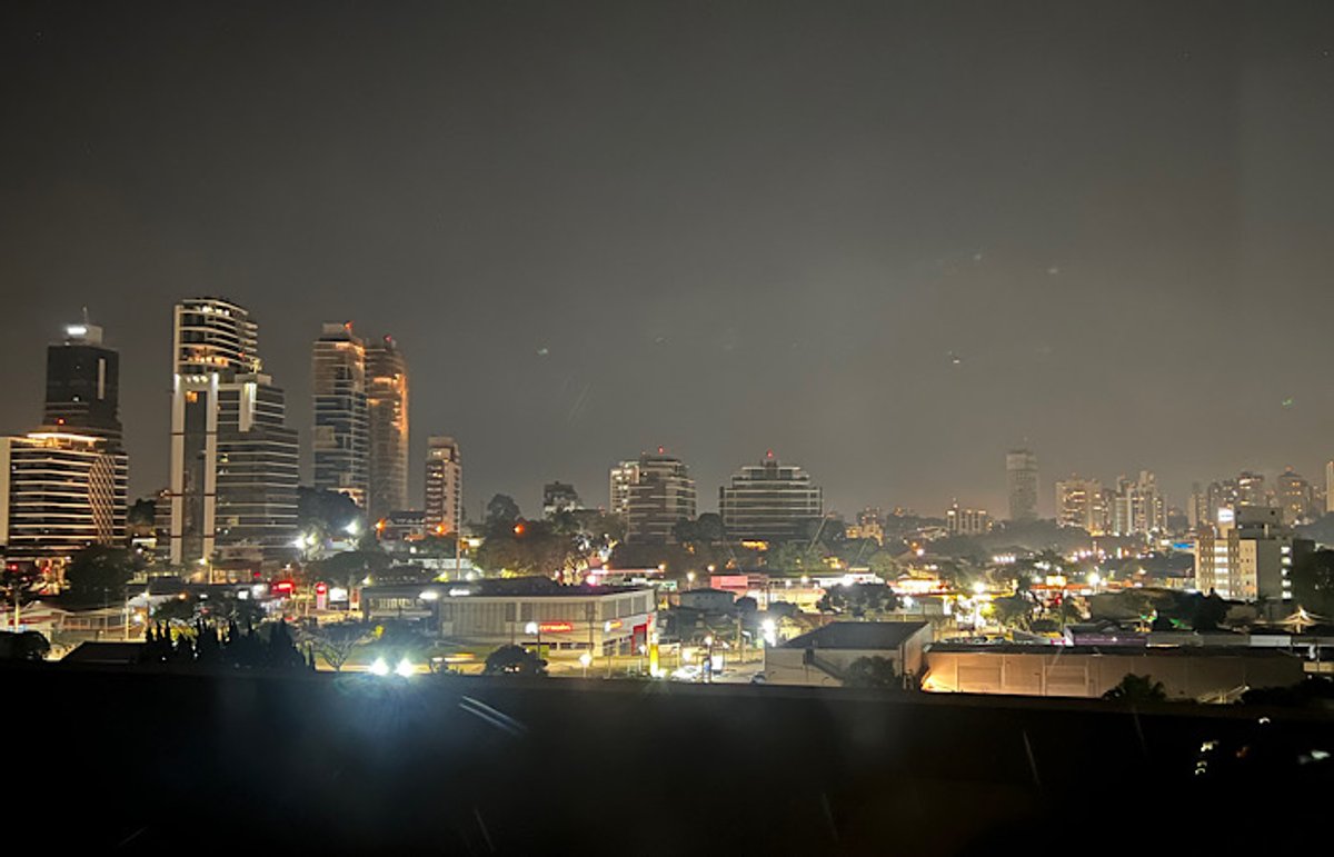Panorama: Ouro Verde FM avança para o top 3 de audiência em Curitiba. Massa FM segue líder