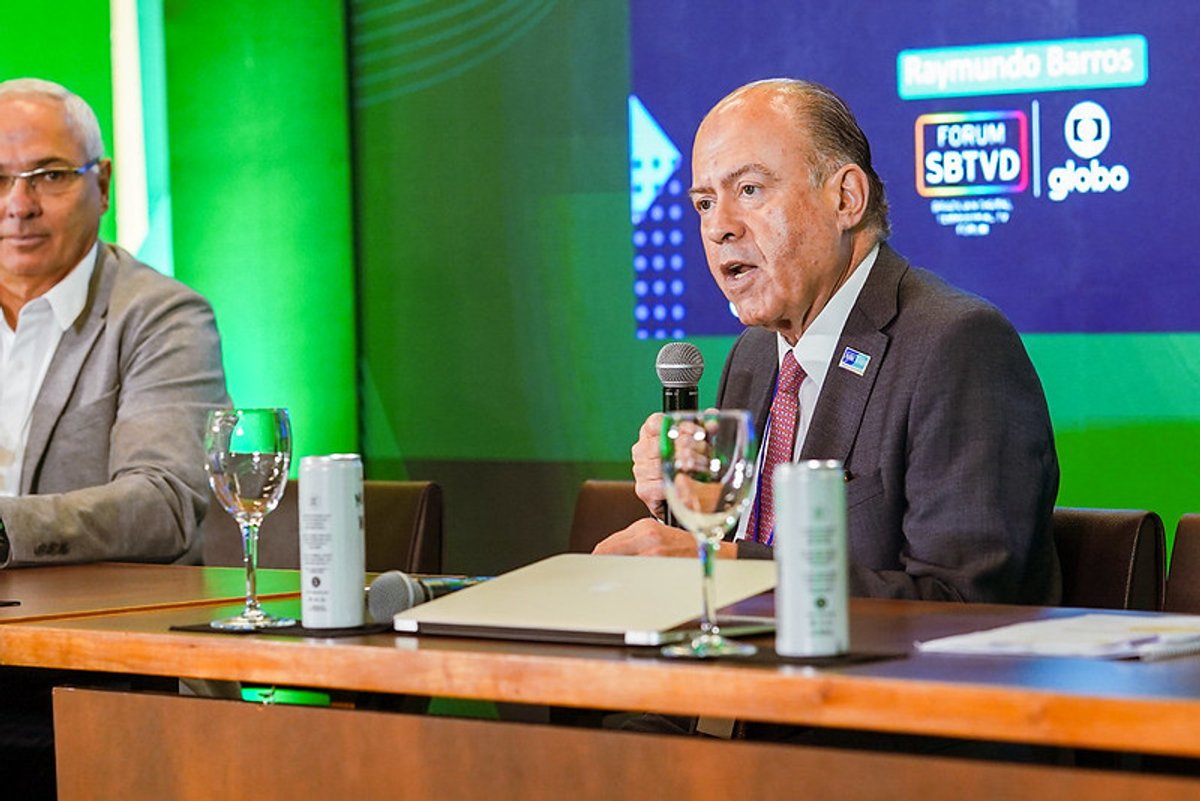 AIR reconduz Paulo Tonet Camargo à presidência da entidade internacional