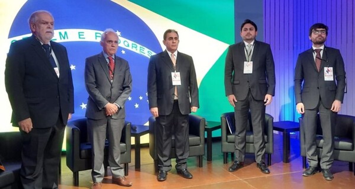 Ministro das Comunicações, Juscelino Filho, destaca importância da radiodifusão brasileira em seminário em Lisboa