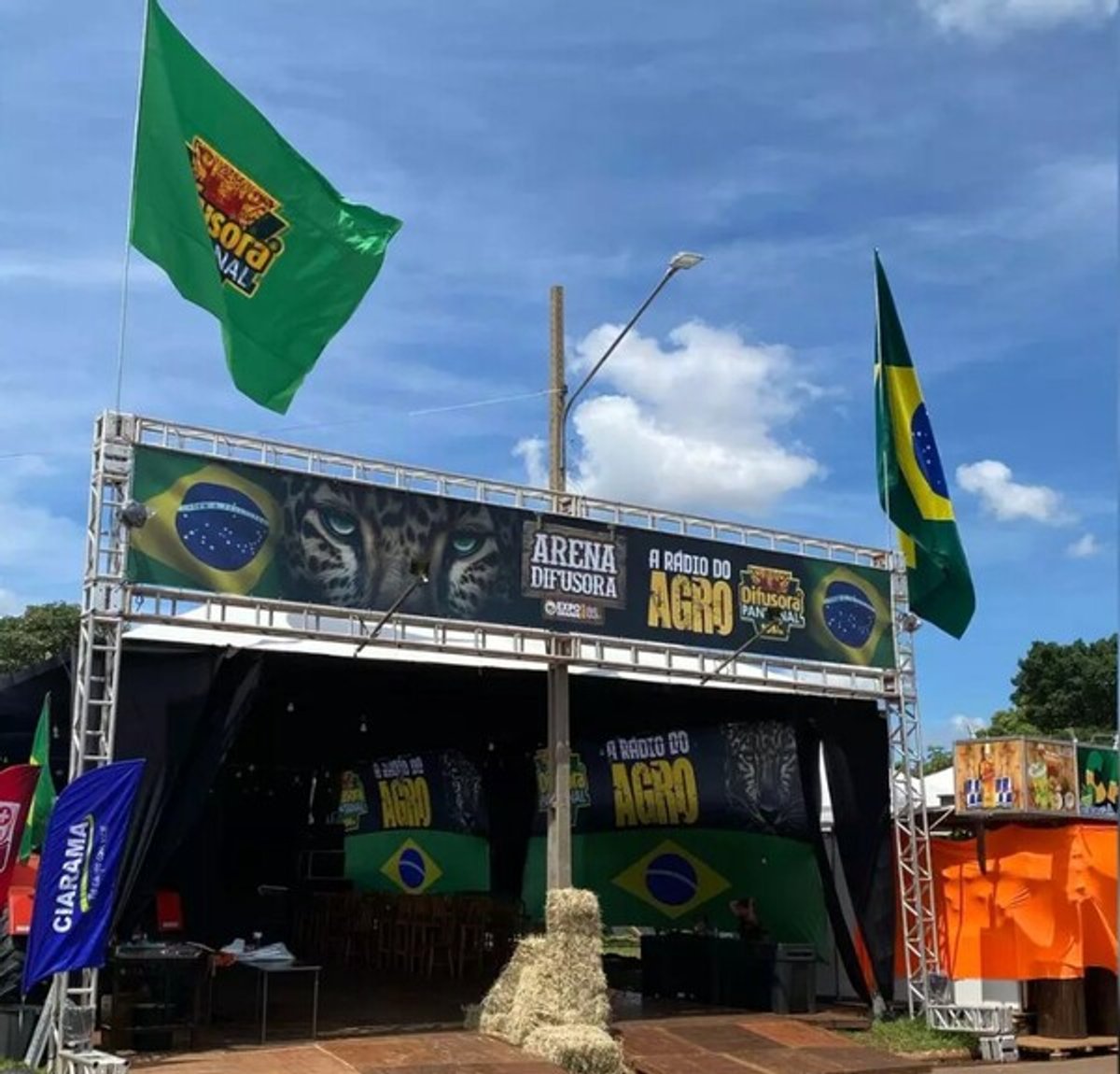 Difusora Pantanal promove Arena com artistas regionais e carreteiro gratuito na Expogrande