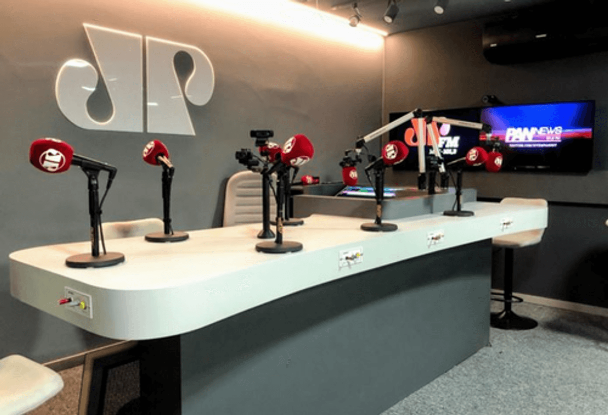 Jovem Pan FM investe na sua estrutura e estreia novos estúdios no Norte Paranaense