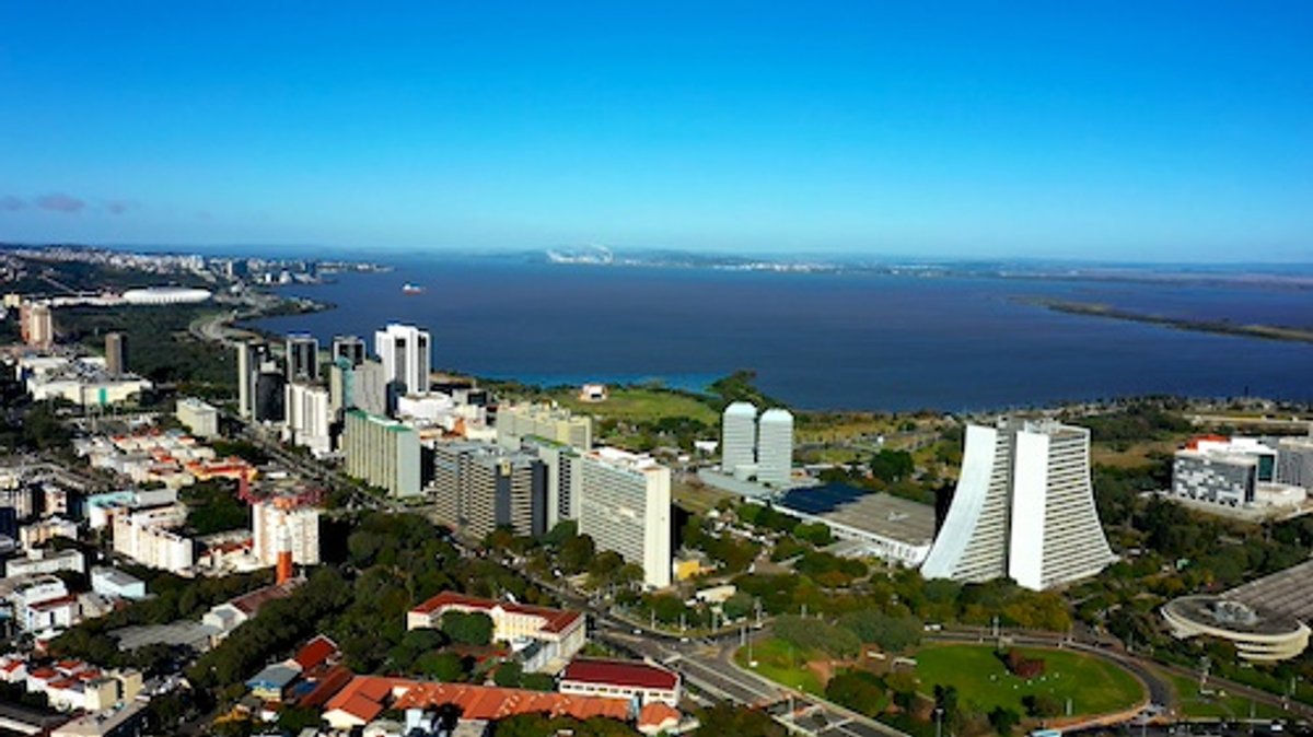 Panorama: Rádio Gaúcha completa 9 anos como líder de audiência em Porto Alegre; Atlântida e Rádio 92 avançam