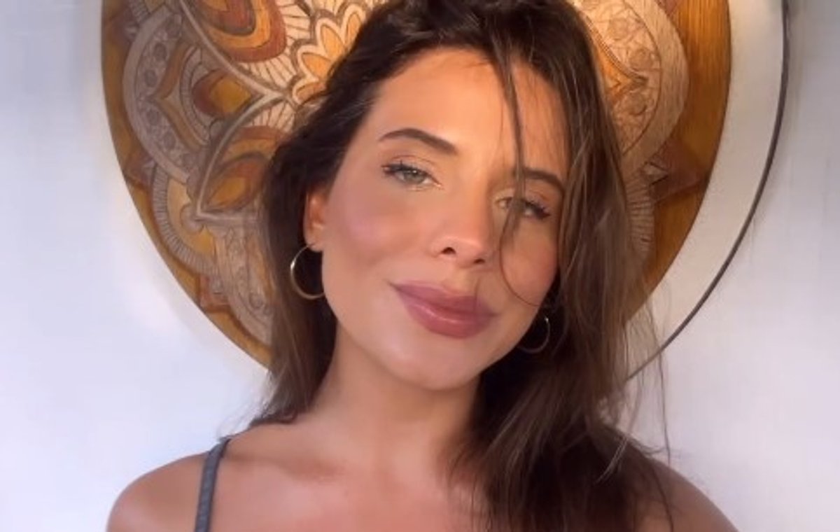 Antena 1 Rio estreia boletim Escuta Essa com Louise Heine, no Rio de Janeiro