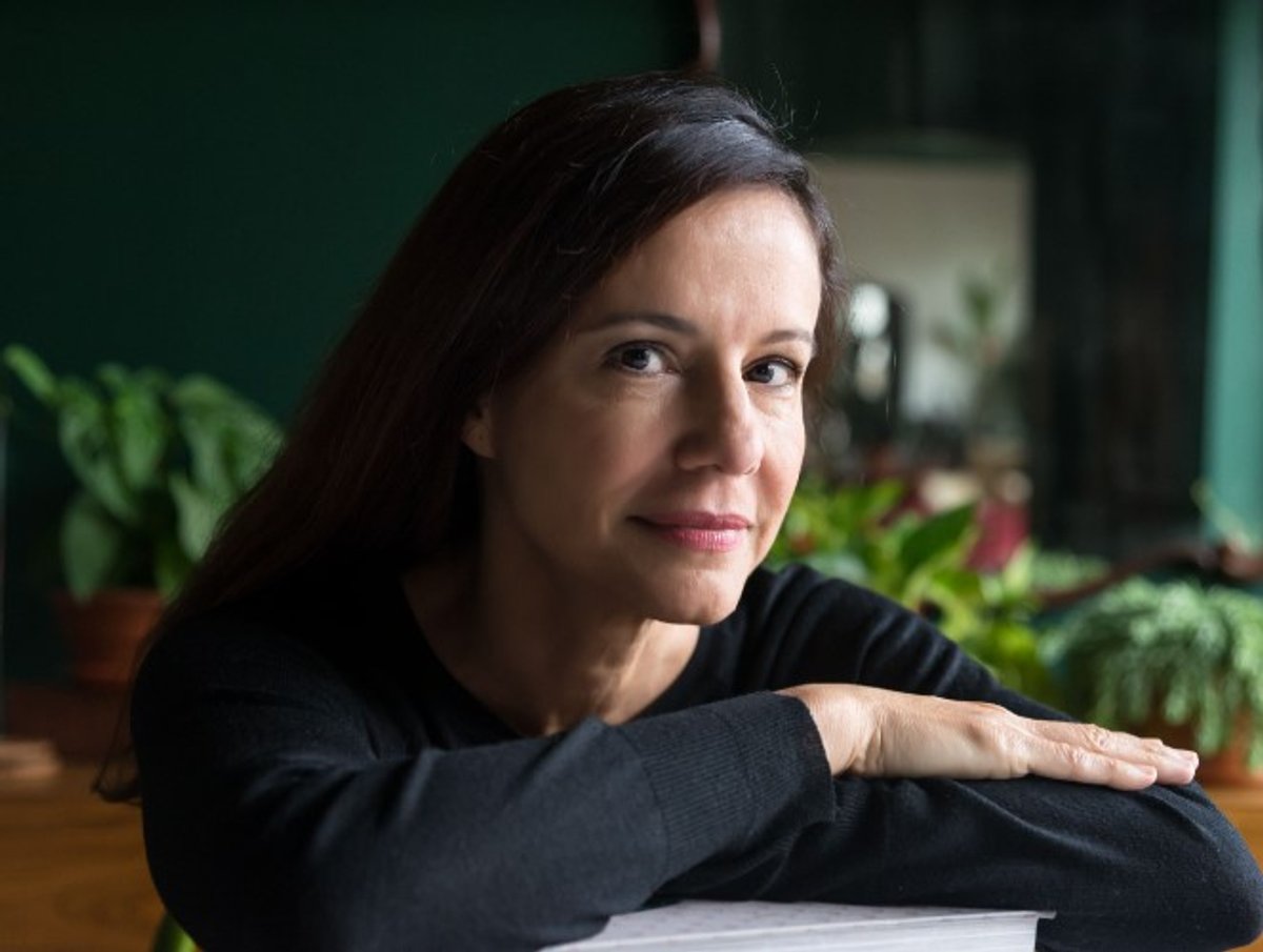 Radar, da Novabrasil FM, estreia novo formato e reforço de Lorena Calábria