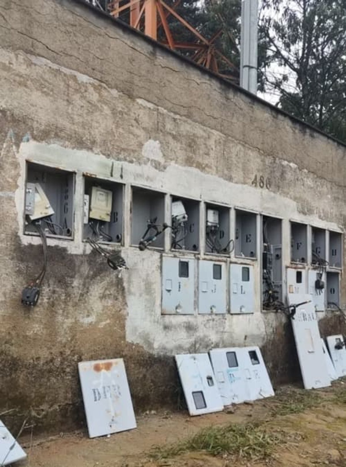 Área utilizada para transmissão de emissoras volta a ser alvo de furtos em Barbacena (MG)