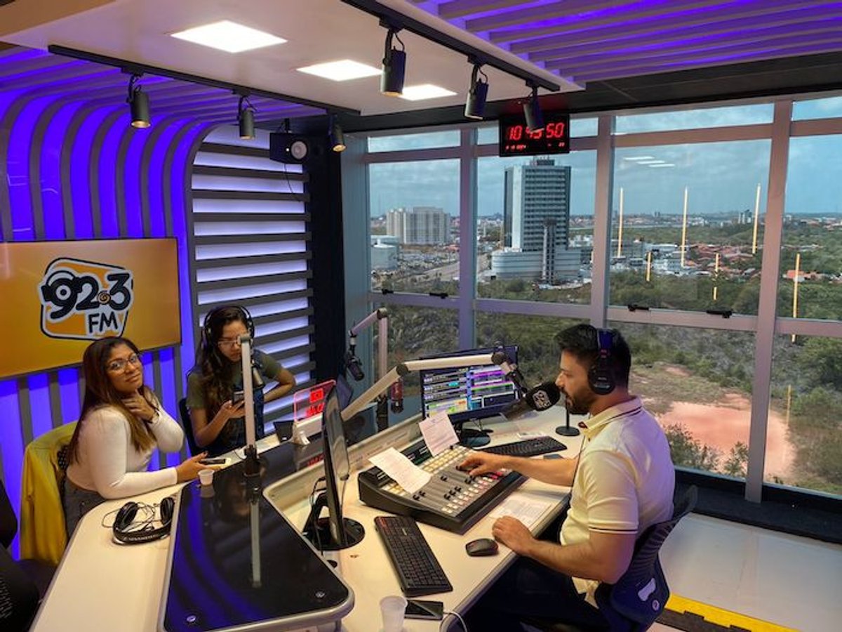 Rádio 92.3 FM recebe investimentos e passa a transmitir sua programação a partir de novos estúdios em São Luís