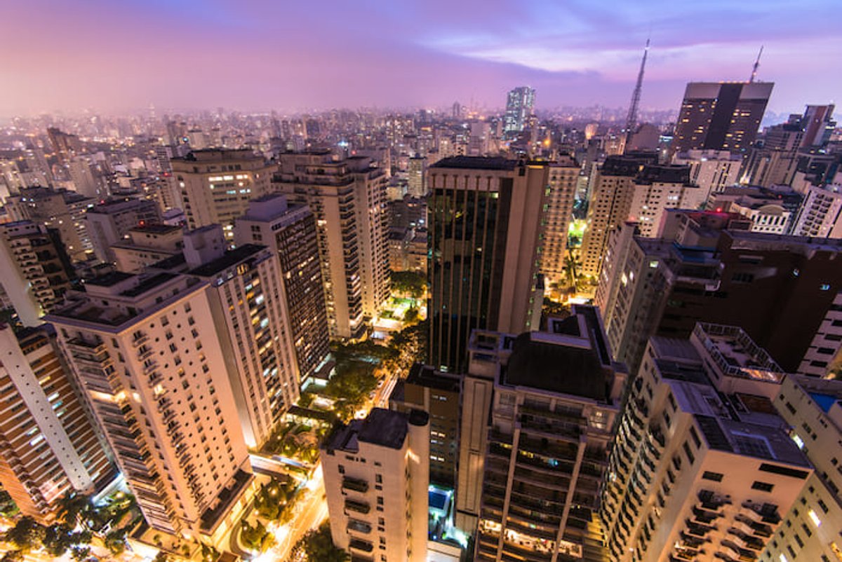 Panorama: Transcontinental, Alpha FM, Nativa FM e Jovem Pan FM cravam marcas muito próximas em São Paulo