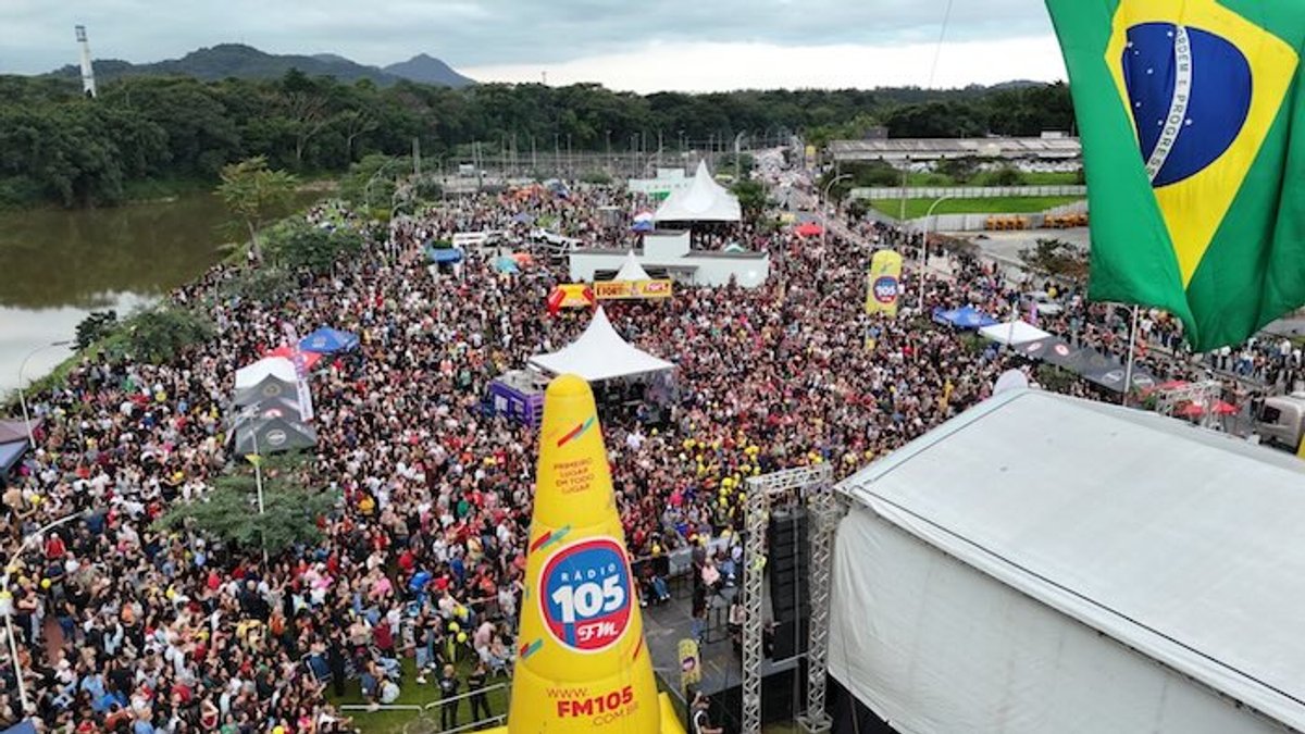105 FM realiza evento de 20 anos com presença de mais de 36 mil pessoas em Jaraguá do Sul (SC)