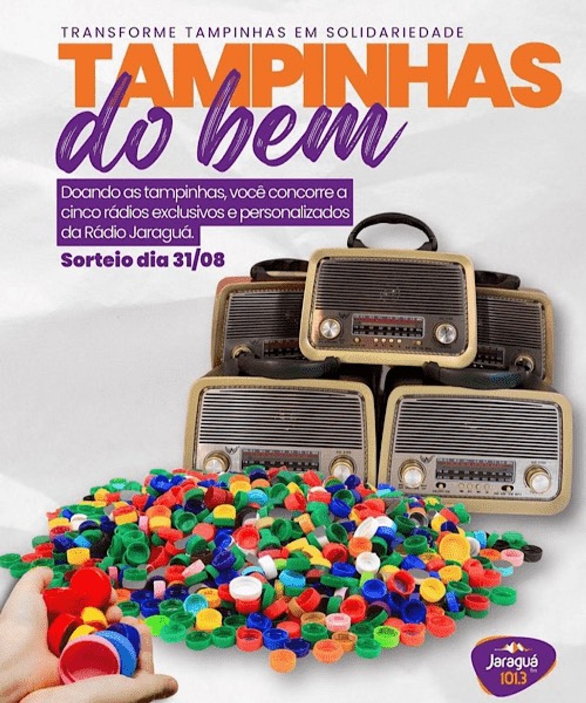 Jaraguá FM promove ação solidária e sorteia rádio personalizado entre os participantes