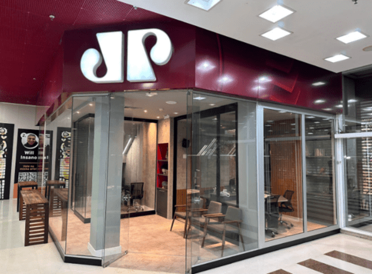 Jovem Pan FM inaugura sede no Plaza Avenida Shopping, em São José do Rio Preto (SP)