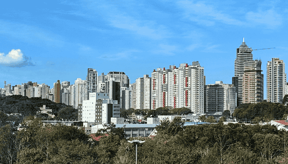 Panorama: Massa FM cresce e mantém liderança em Curitiba; 98 FM avança e Banda B entra no top 10