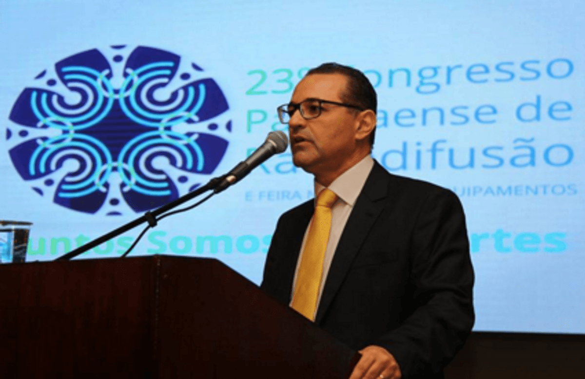 Plantão: ABERT classifica como “insuficiente” o valor da migração das AMs durante abertura de congresso no Paraná