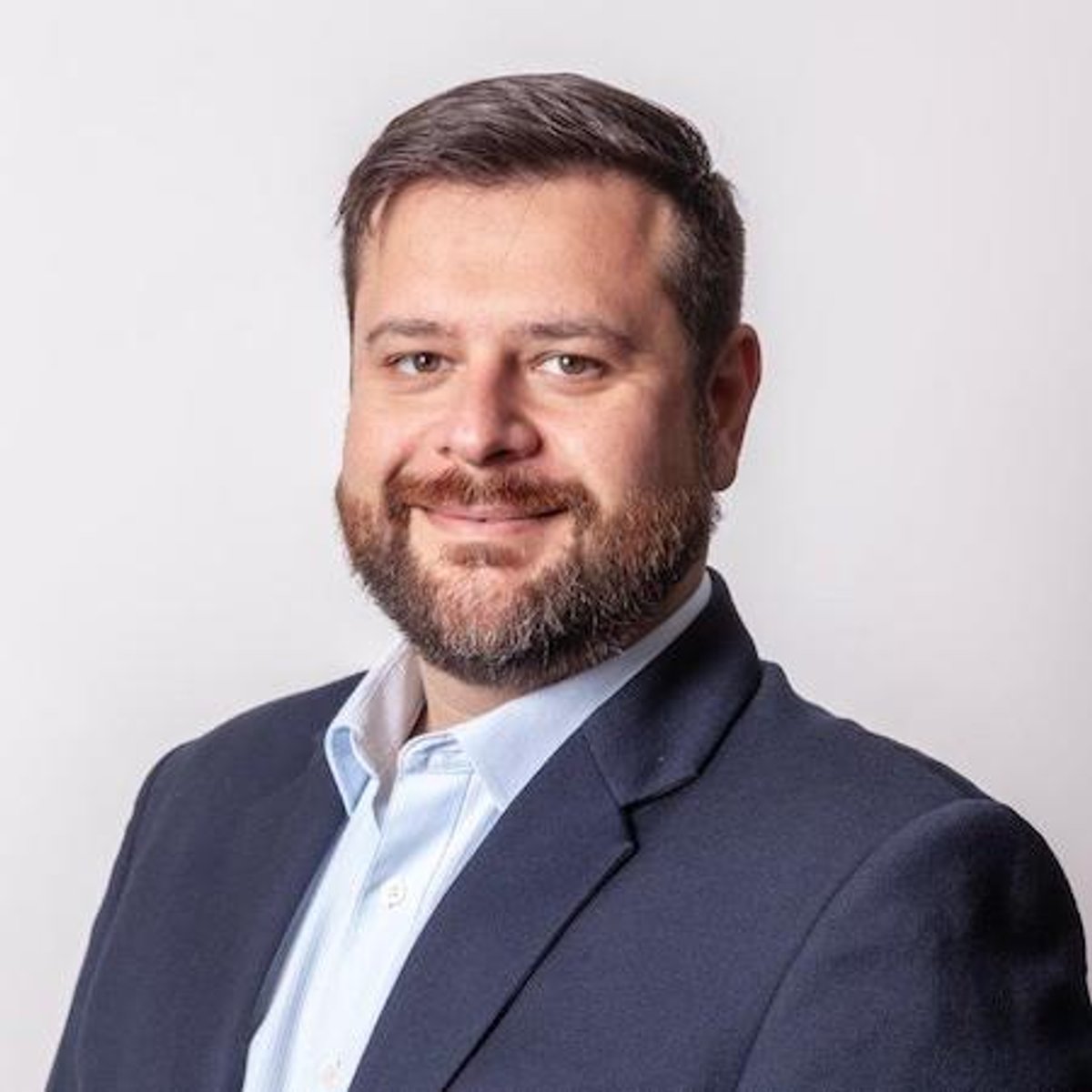 Douglas Miquelof passa a responder como CEO da Rádio Capital