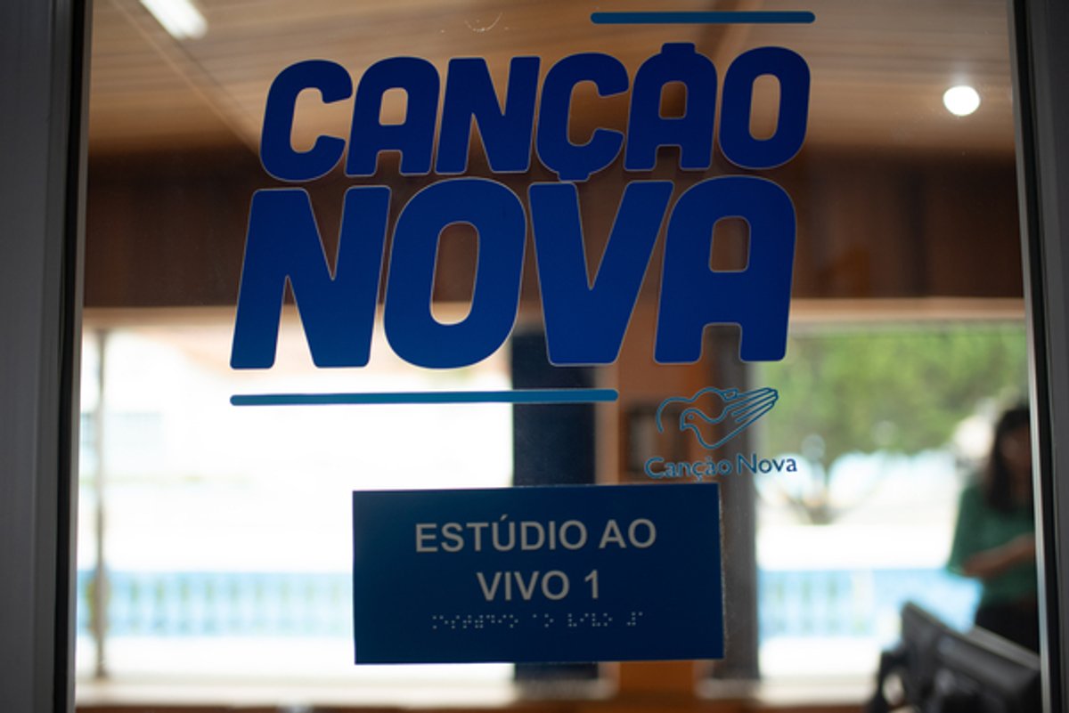 Canção Nova amplia atuação multiplataforma e presença de sua marca no rádio