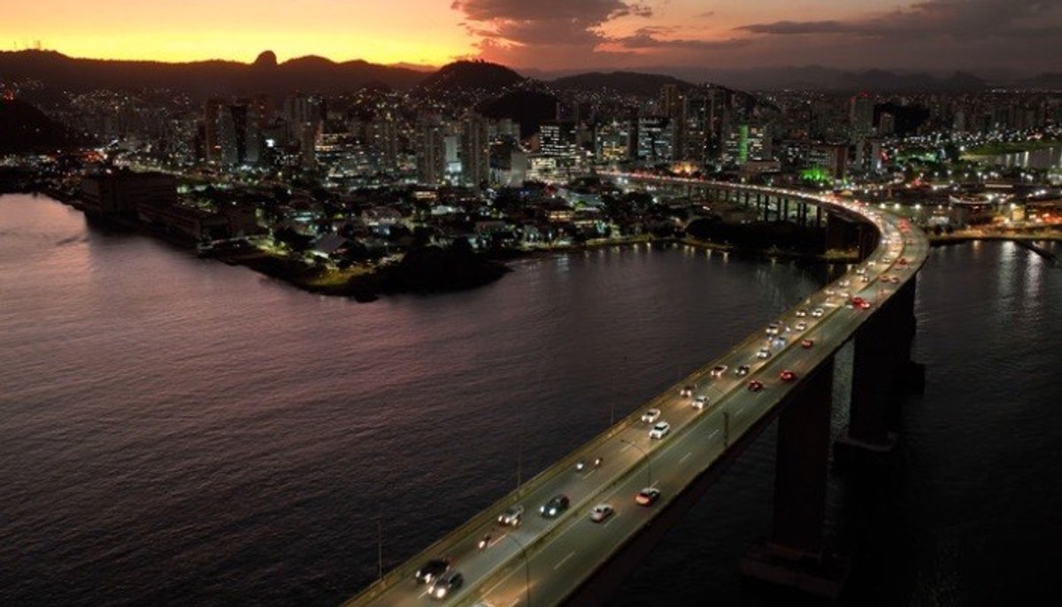 Panorama: Litoral FM segue isolada na liderança de audiência; Tropical FM e Jovem Pan FM completam o top 3 de Vitória