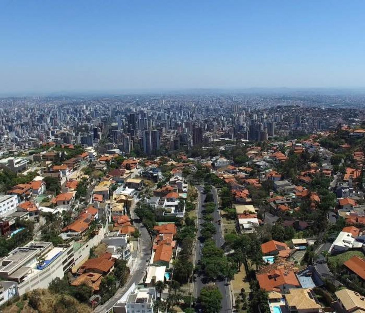 Panorama: Liberdade FM, BHFM e Jovem Pan FM avançam em audiência; Rádio Itatiaia segue líder em Belo Horizonte