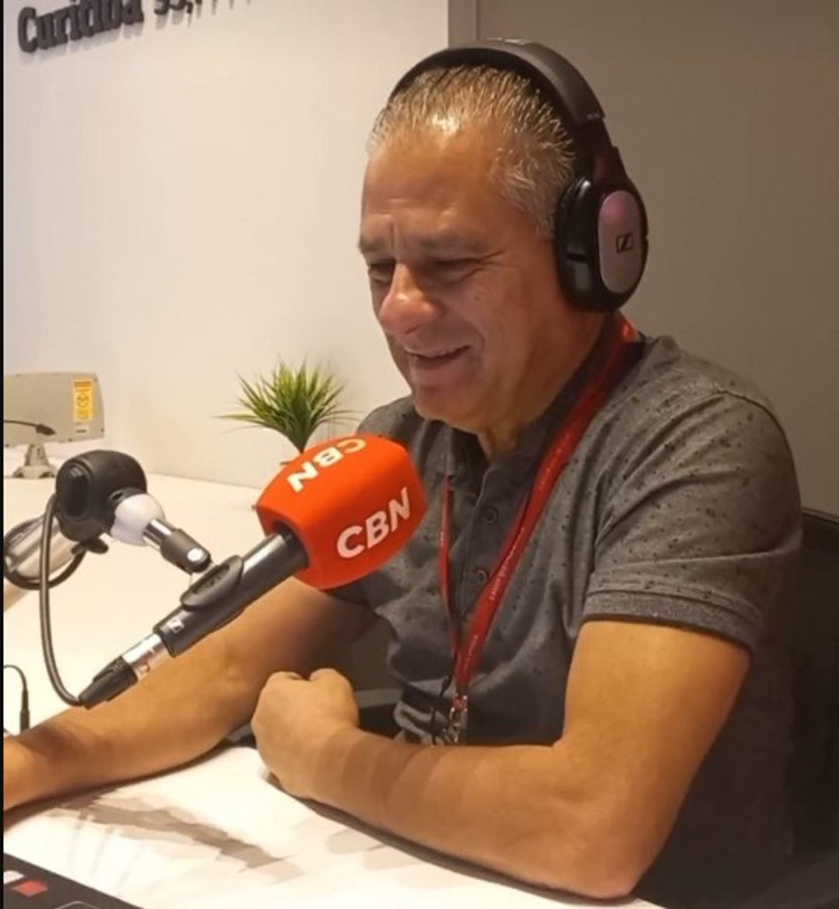 Jornalista Gil Rocha morre aos 63 anos em Curitiba