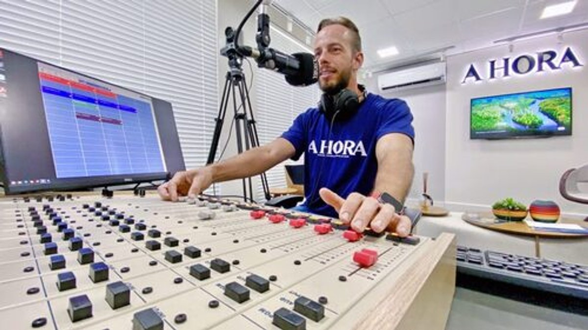 Rádio A Hora FM inicia o mês com ampliação na equipe em Lajeado (RS)