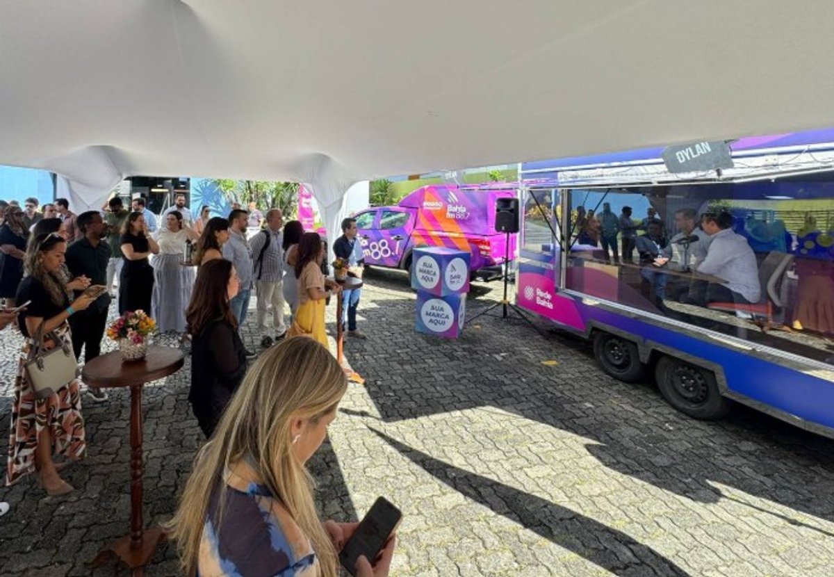 Rede Bahia apresenta estúdio móvel de suas emissoras ao mercado publicitário