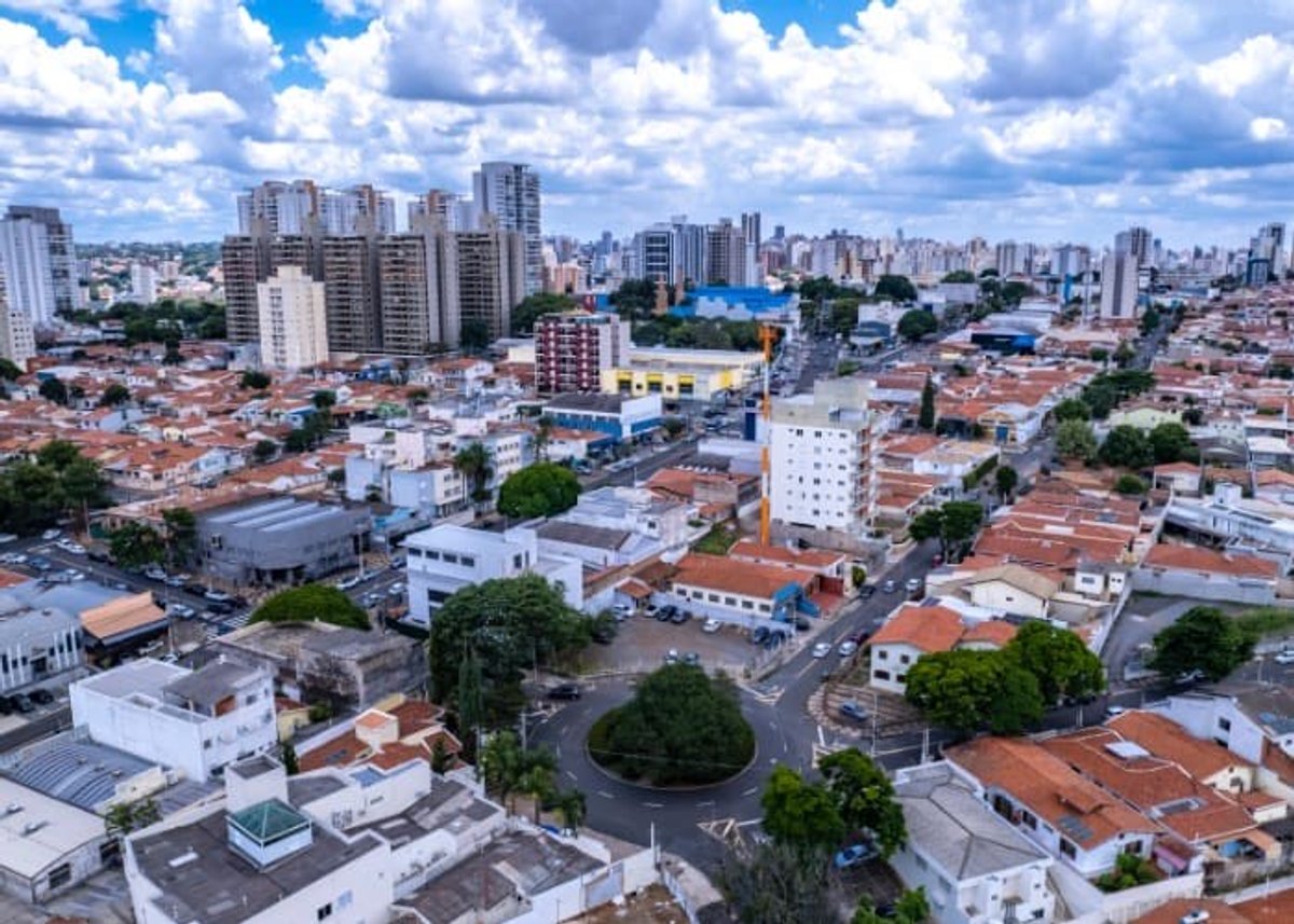 Panorama: Antena 1 avança novamente e mantém a liderança de audiência; Educadora FM é vice-líder em Campinas