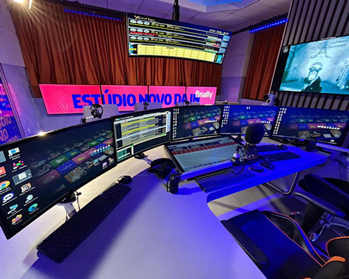 Interativa FM chega aos 25 anos e inaugura novo estúdio em Goiânia