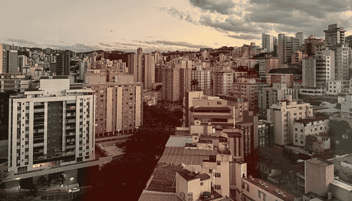 Panorama: Rádio Itatiaia segue líder isolada; Liberdade FM, Jovem Pan FM, 107 e 98 FM avançam em Belo Horizonte