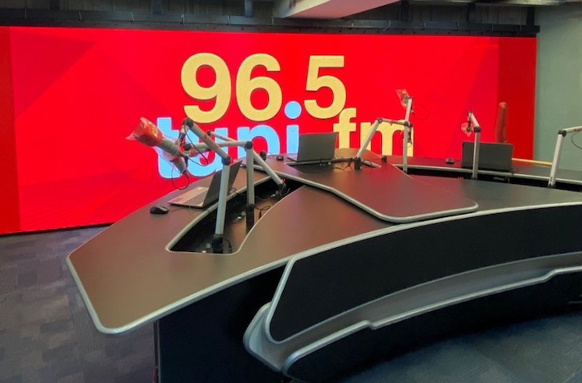 Marca Super Rádio Tupi completa 87 anos em operação no Rio de Janeiro e anuncia transmissão da Copa do Catar