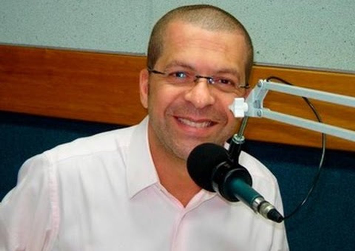 Rádio Capital passa a contar com o comunicador Laércio Maciel em sua grade 