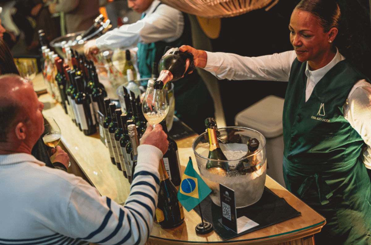 Itapema FM realiza o Itapema Wine Day com vinhos, gastronomia e música em Florianópolis (SC)
