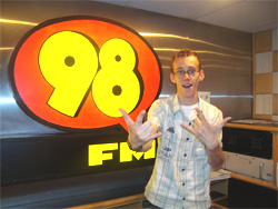 Programas - 98FM Curitiba - Sintonize 98,9