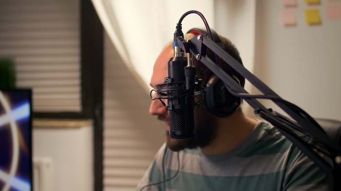 74% dos consumidores de rádio híbrido esperam interatividade avançada nos aplicativos de emissoras