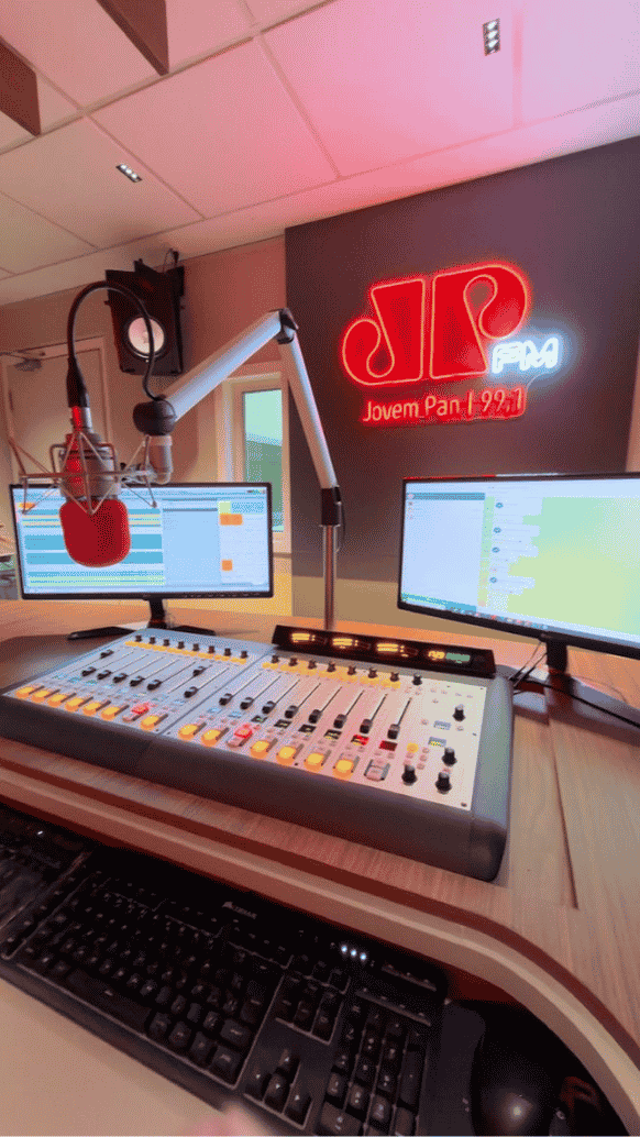Jovem Pan FM conclui modernização de estúdio e atualiza estrutura técnica em Belo Horizonte